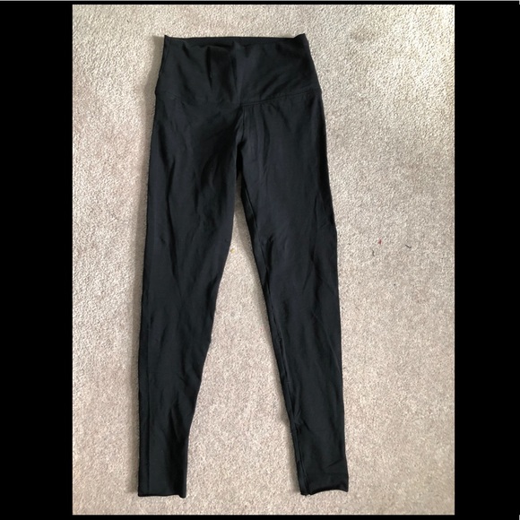 Aritzia leggings- size: extra small - Picture 2 of 4
